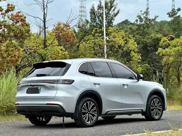 120km Pilot Edition LHD EV, Chinese Second Hand Cars Export to Nigeria, Ghana, Algeria 4