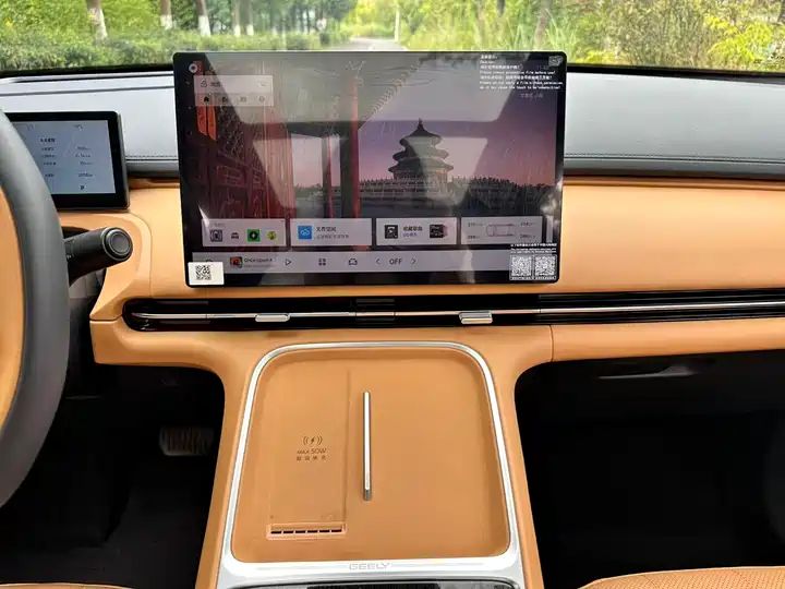 120km Pilot Edition LHD EV, Chinese Second Hand Cars Export to Nigeria, Ghana, Algeria 16