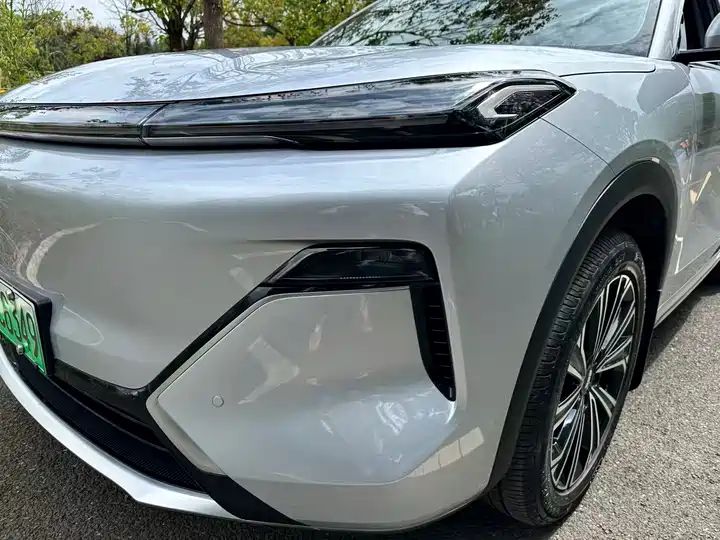 120km Pilot Edition LHD EV, Chinese Second Hand Cars Export to Nigeria, Ghana, Algeria 21