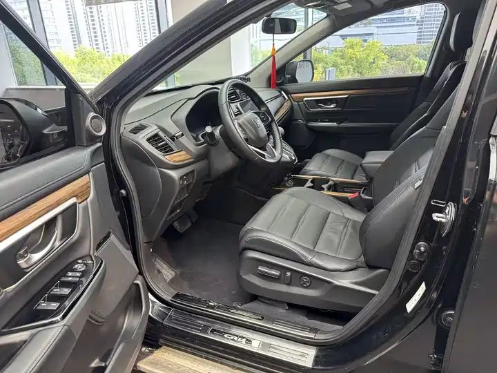 40TURBO Two-Wheel Drive Left Hand Drive Euro 6 Used SUV Wholesale Export From China to West Africa 22