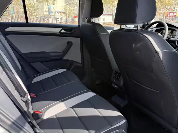 Tanyue 280TSI DSG 2WD Time Edition LHD Chinese Second Hand Car For Export 10