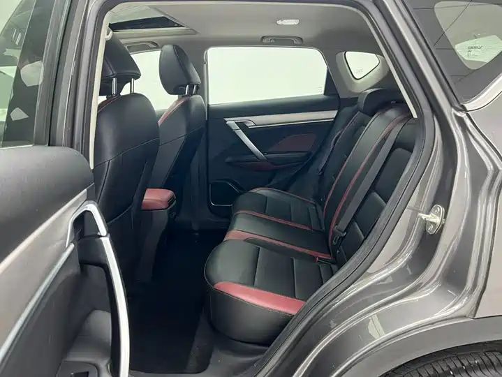 Bin Yue 1.4T DCT Diamond LHD SUV | China Second Hand Car Export to Africa 8