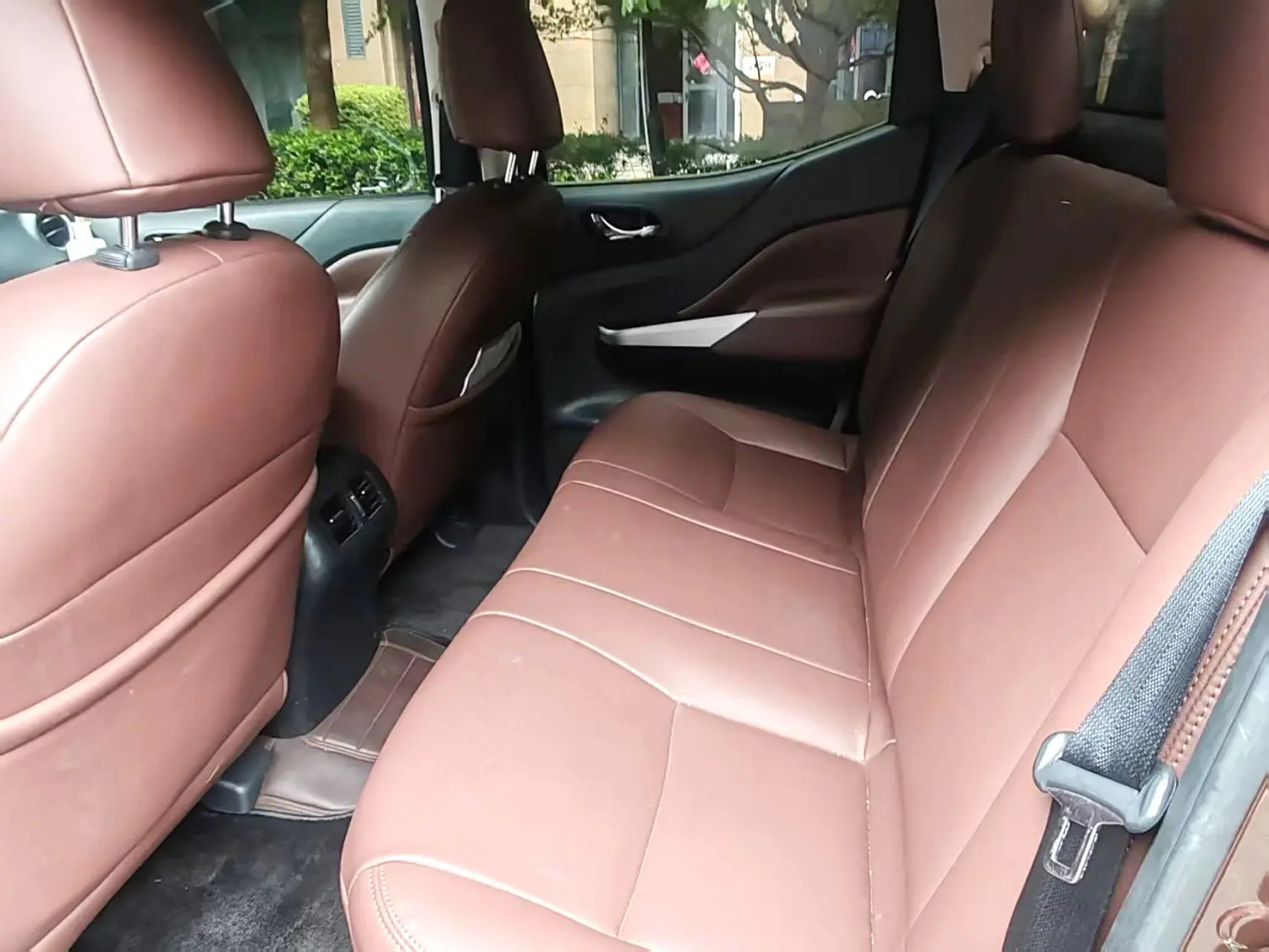 Two Wheel Drive Luxury Auto Left Hand Drive, Wholesale Chinese Used Pickup for Africa Importers 7