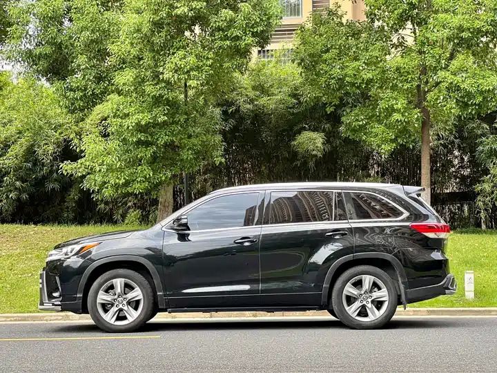 2.0T AWD Luxury 7-Seater LHD SUV | Buy Second Hand Cars Export From China Wholesale 3