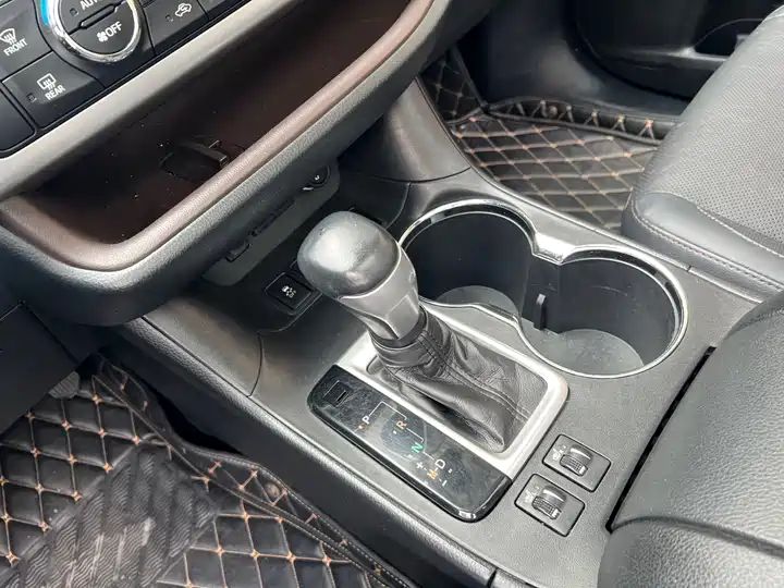 2.0T AWD Luxury 7-Seater LHD SUV | Buy Second Hand Cars Export From China Wholesale 8