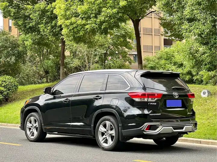 2.0T AWD Luxury 7-Seater LHD SUV | Buy Second Hand Cars Export From China Wholesale 17