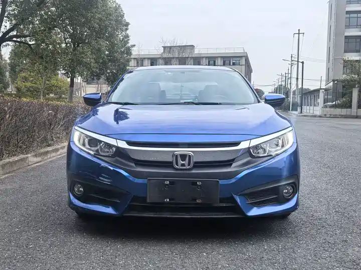 180TURBO CVT Comfort LHD Automatic Chinese Second Hand Car For Export 2