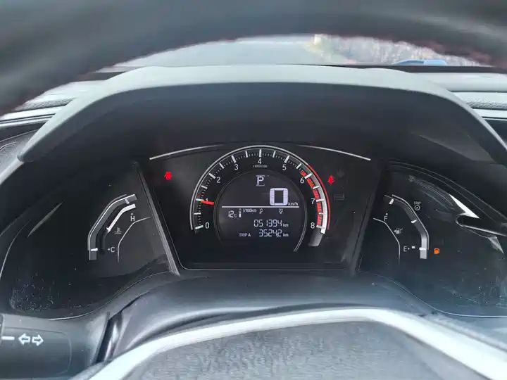 180TURBO CVT Comfort LHD Automatic Chinese Second Hand Car For Export 7