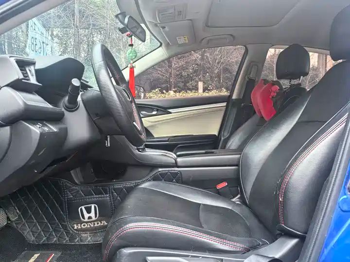 180TURBO CVT Comfort LHD Automatic Chinese Second Hand Car For Export 10