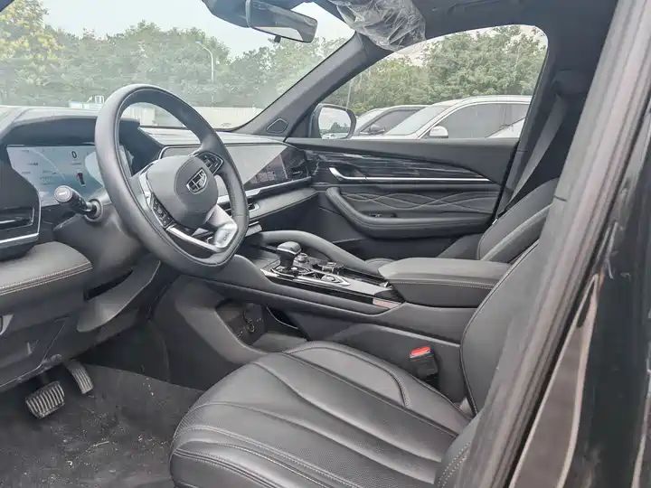 2.0TD DCT EVO 2WD Auto LHD Used SUV For Export From China 4