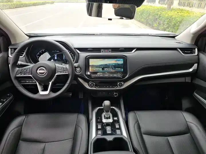 Diesel Auto 4WD LHD Nearly New Pickup 13