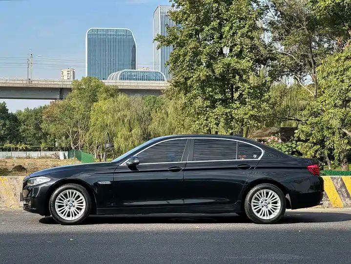 Luxury LHD Automatic Used Car Export 4