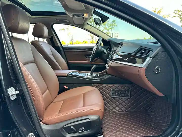 Luxury LHD Automatic Used Car Export 11